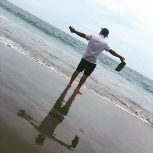 Meet your Posher, Drew